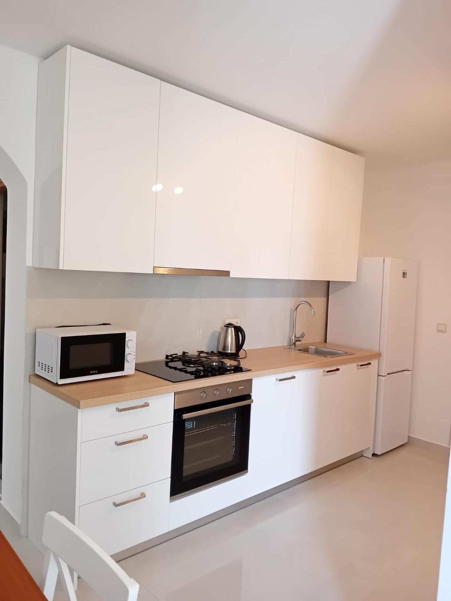 Apartments And Rooms Nikola โอมิช ภายนอก รูปภาพ
